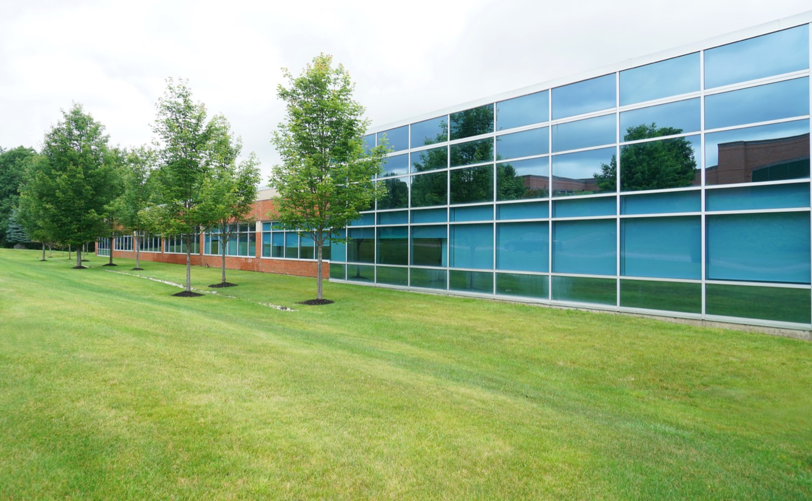 Greater Lansing MI Commercial Landscaping Company